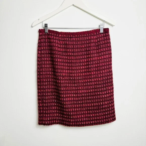 Tory Burch Victory Burgundy Metallic Tweed
skirt EUC - Picture 3 of 7